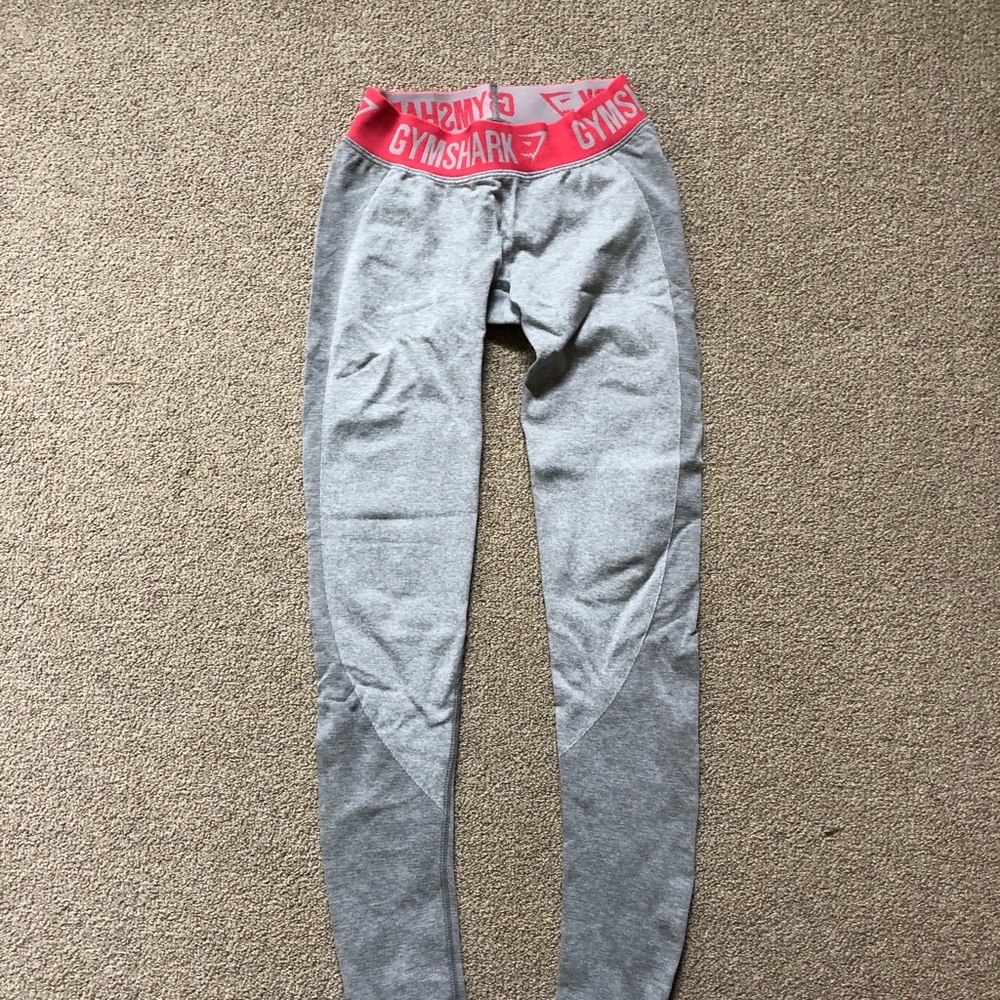 Gymshark Flex Leggings. Grey with pink band.